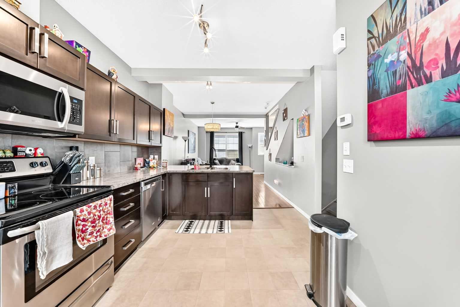 60 New Brighton Point SE