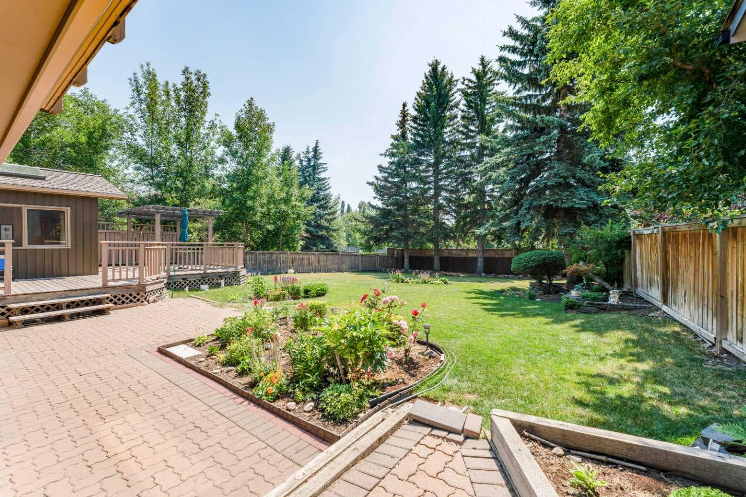 240 Canterville Drive SW