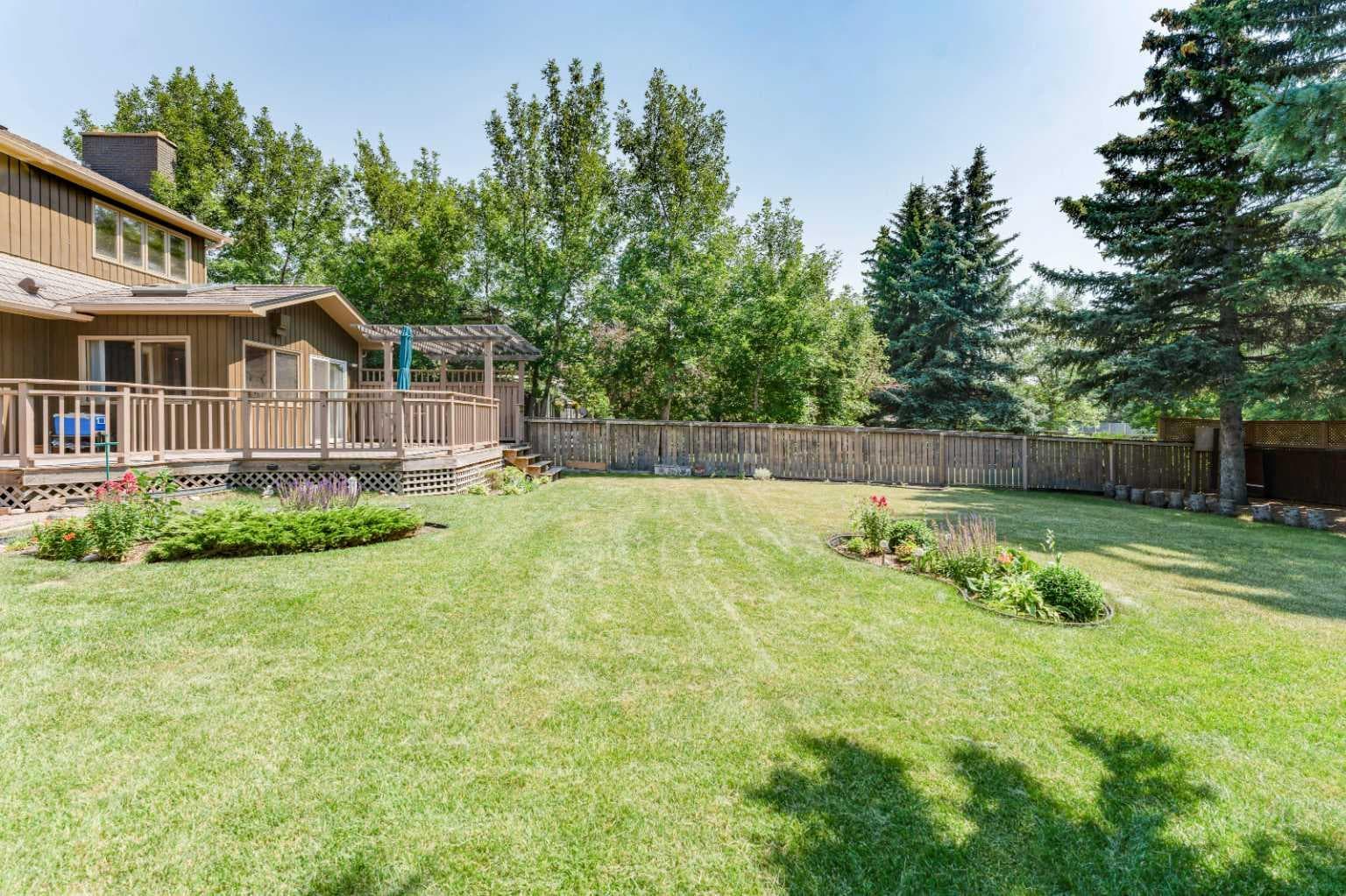 240 Canterville Drive SW