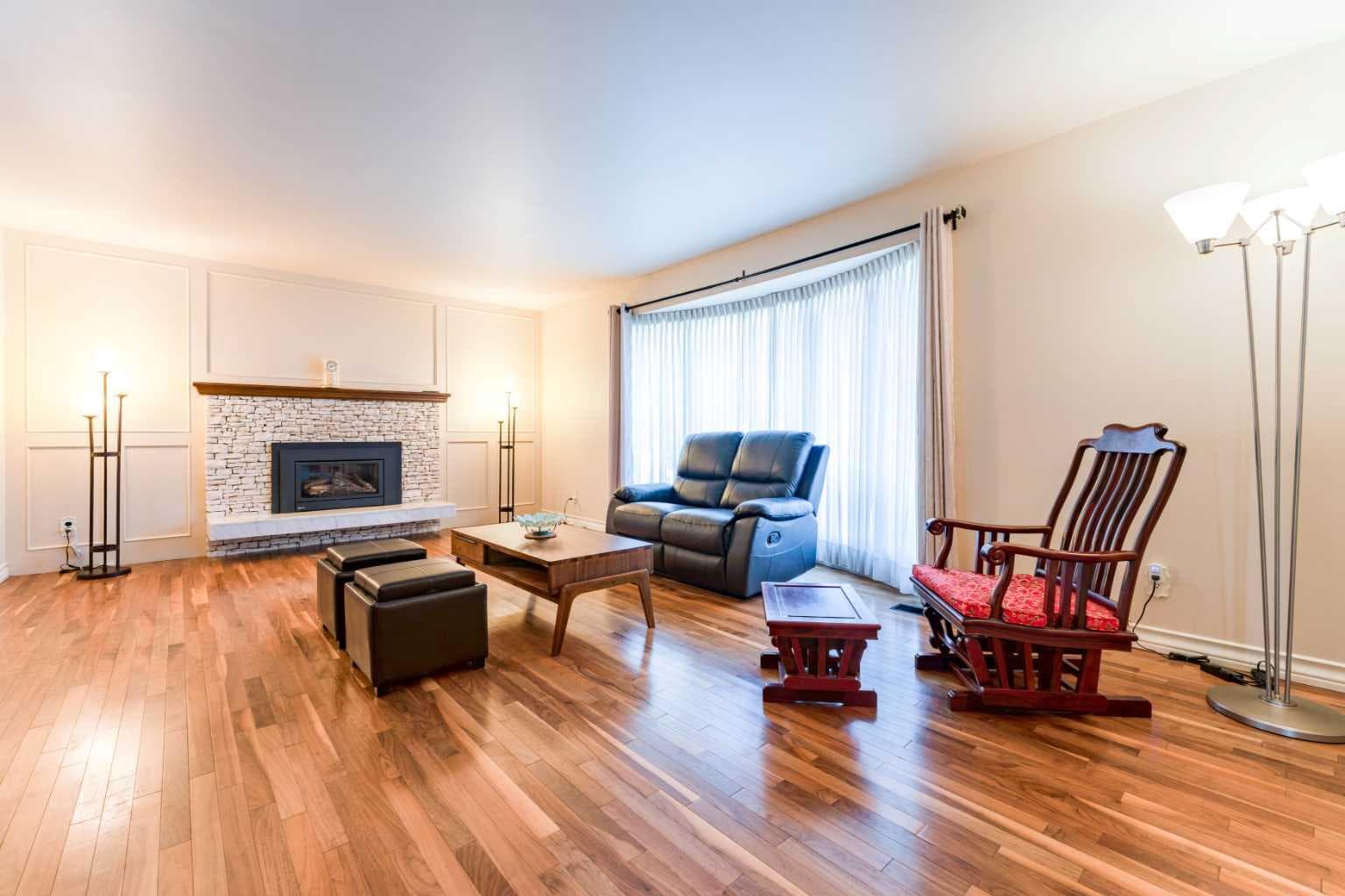 240 Canterville Drive SW