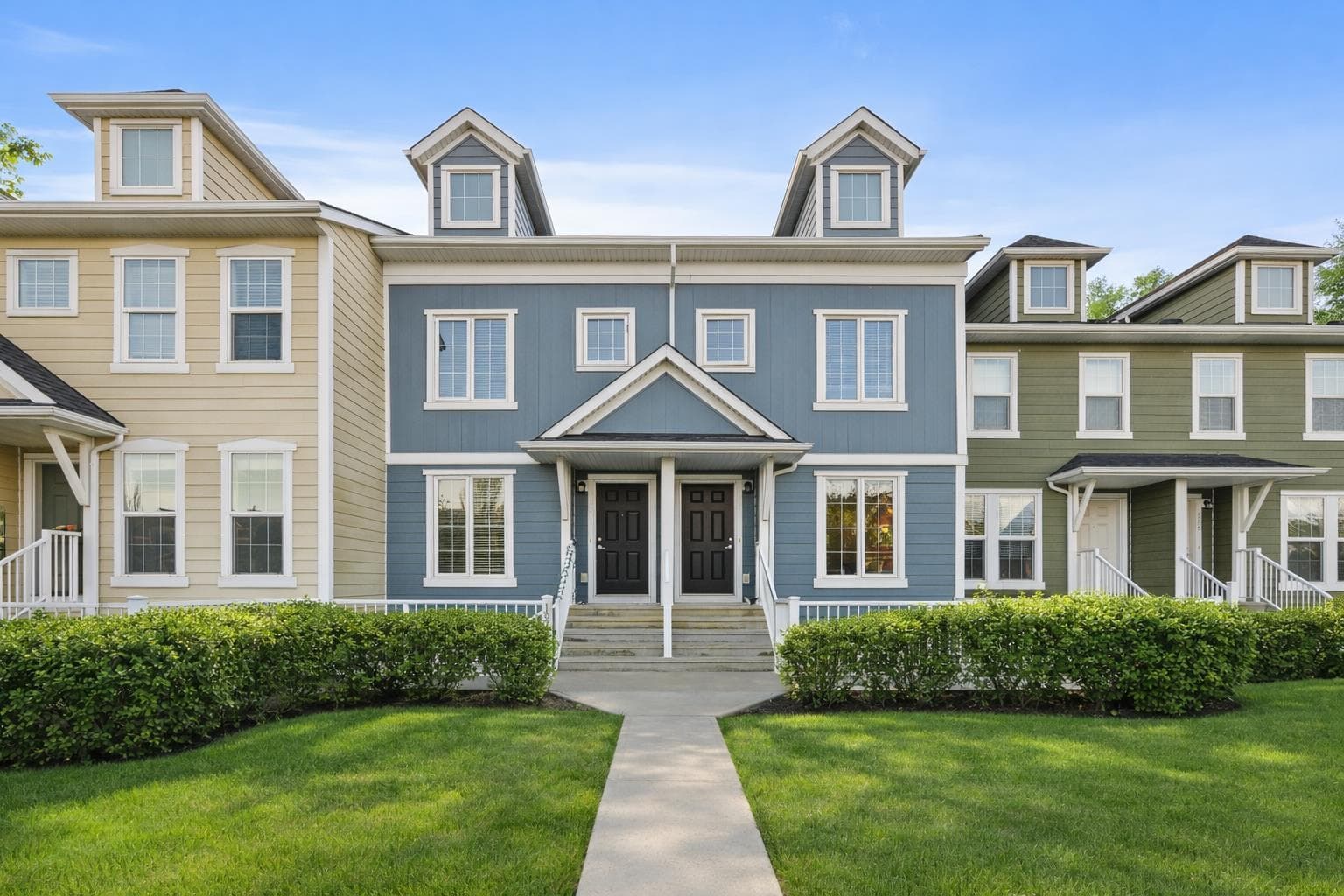 111 Auburn Bay Street SE