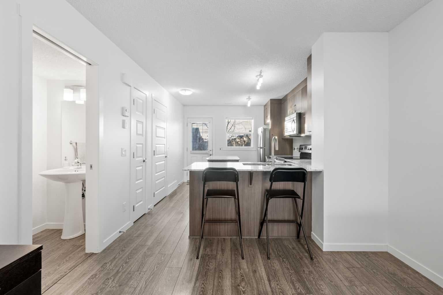 111 Auburn Bay Street SE