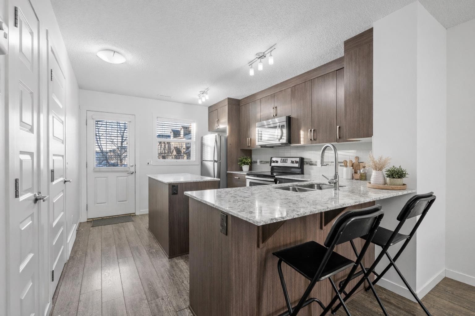 111 Auburn Bay Street SE