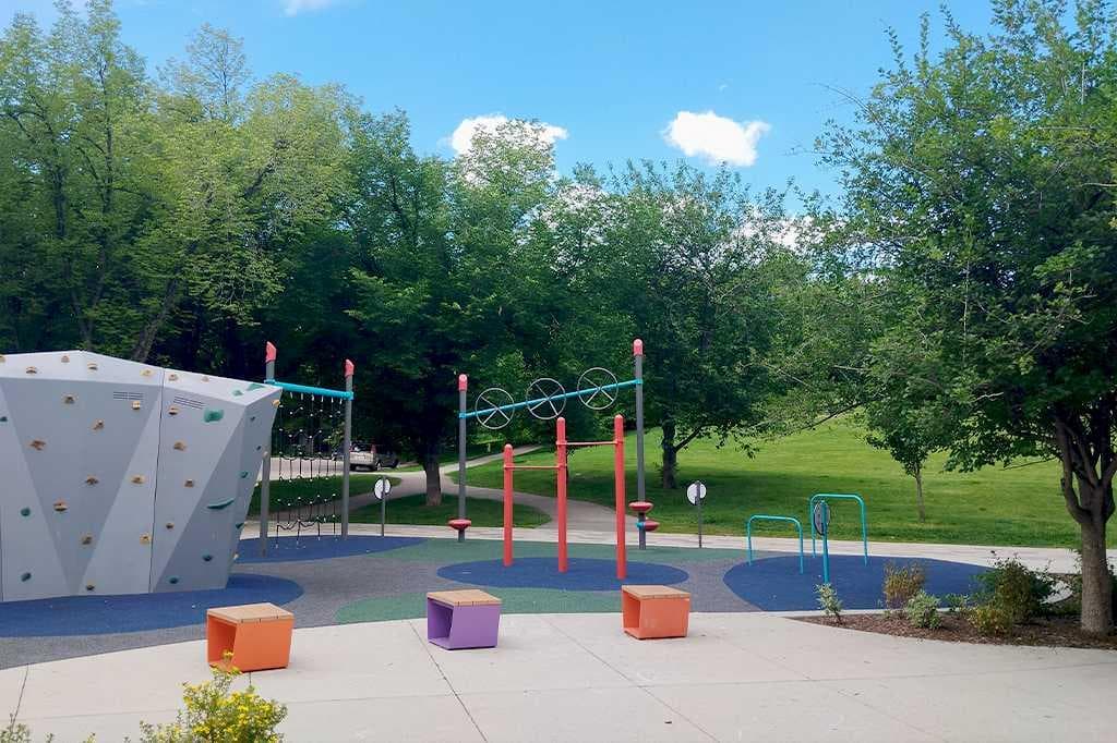 403, 2220 16A Street SW