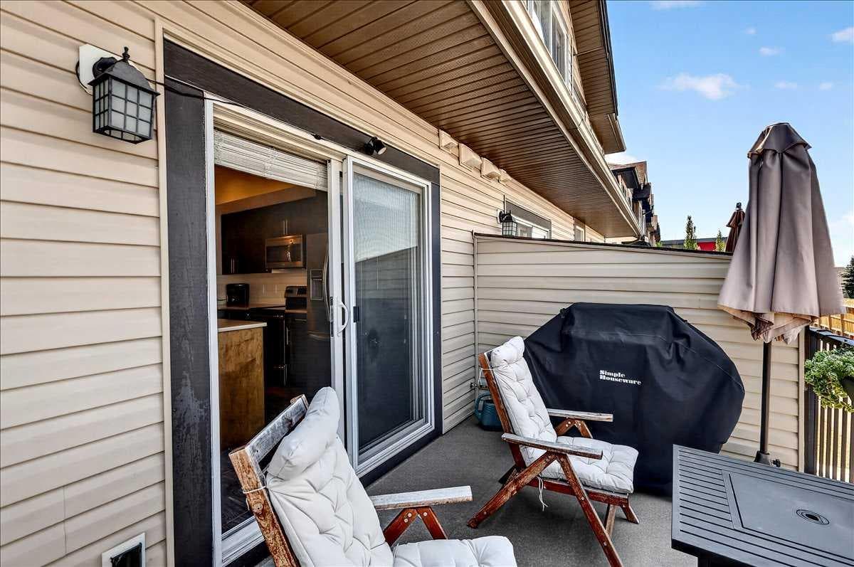 2003, 280 Williamstown Close NW