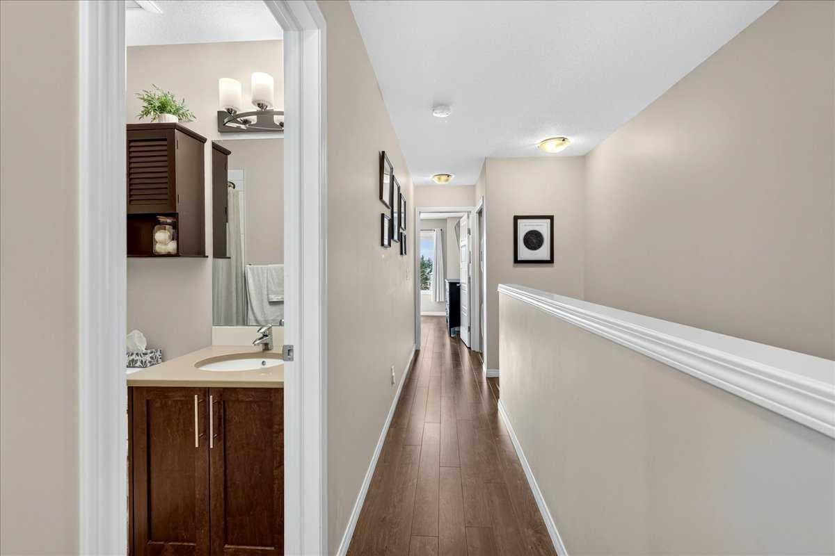 2003, 280 Williamstown Close NW