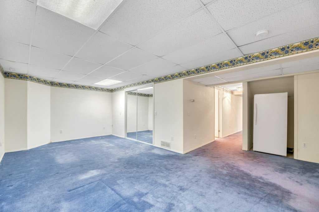 33 Riverview Point SE