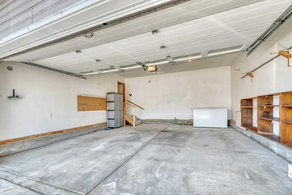 33 Riverview Point SE