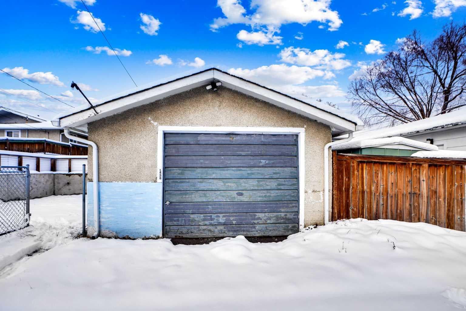 1436 Robson Crescent SE