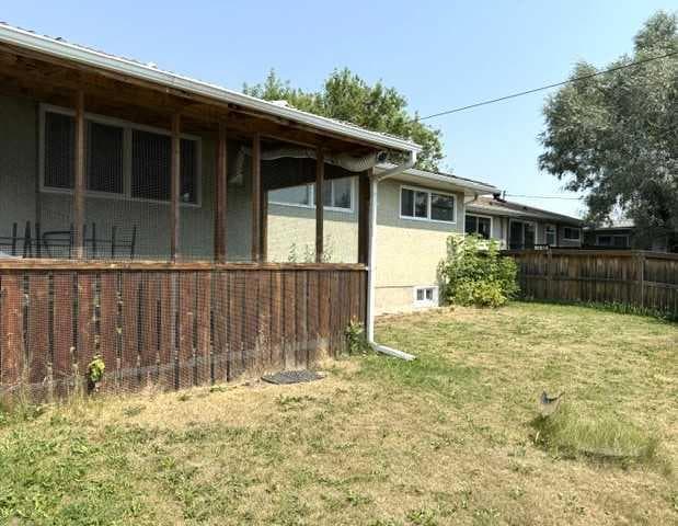 1436 Robson Crescent SE