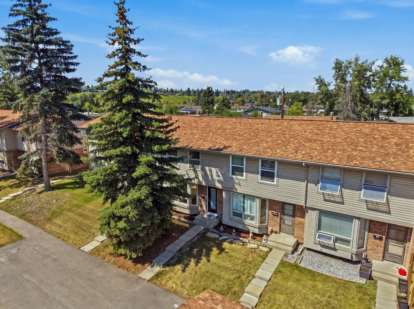 42, 123 Queensland Drive SE