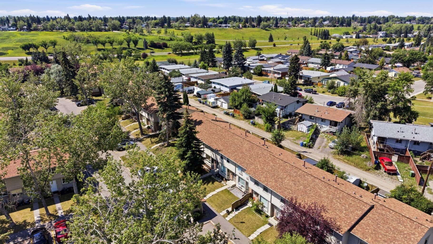 42, 123 Queensland Drive SE