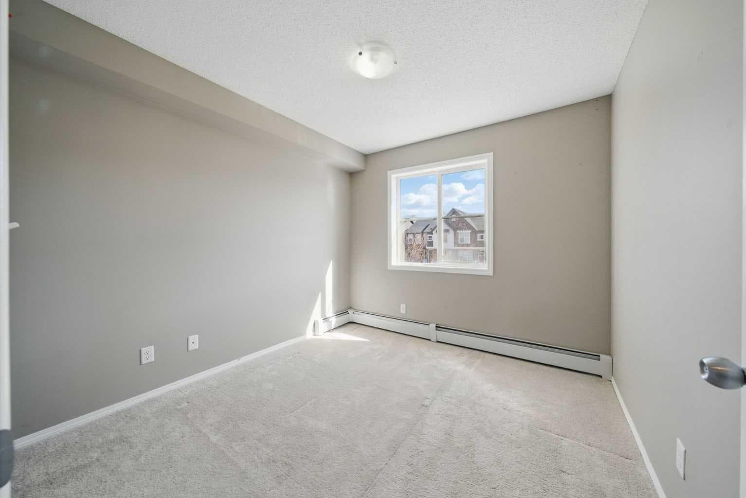 1240, 81 LEGACY Boulevard SE