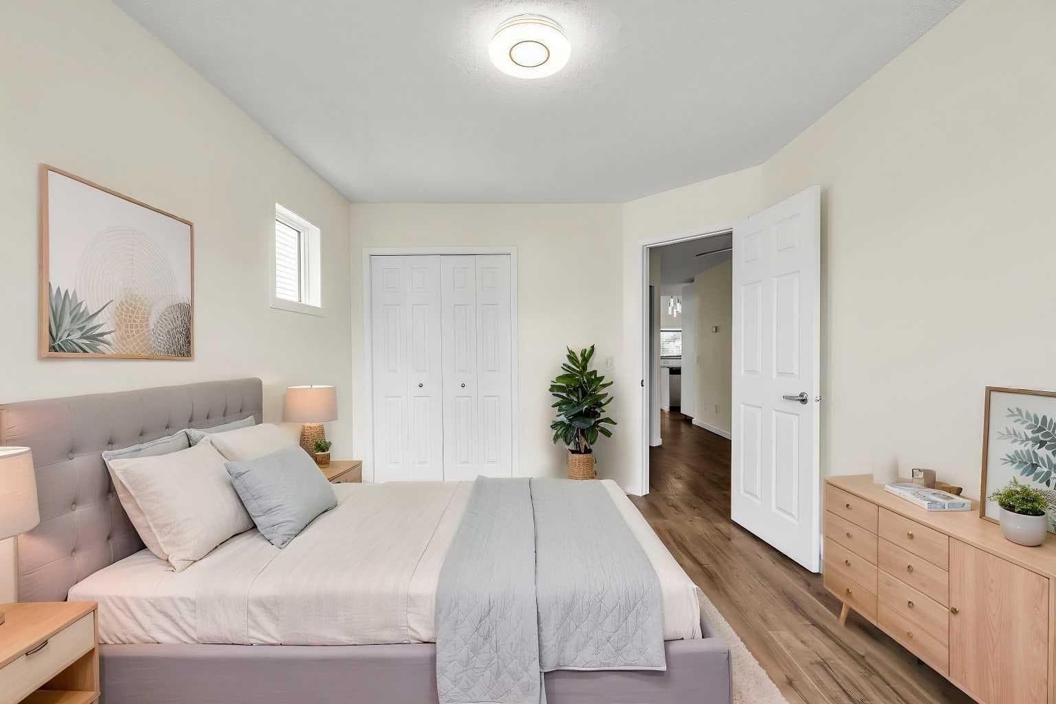 68 Catalina Circle NE