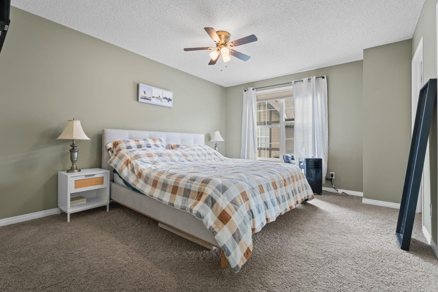 205 New Brighton Villas SE