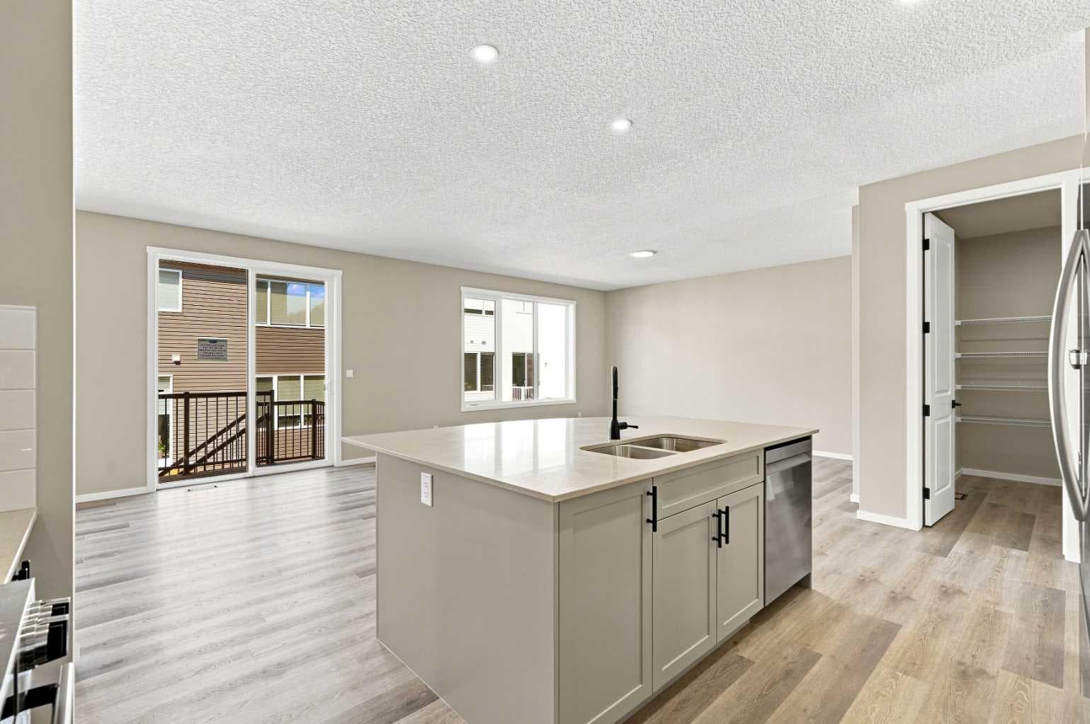 44 Carringwood Rise NW