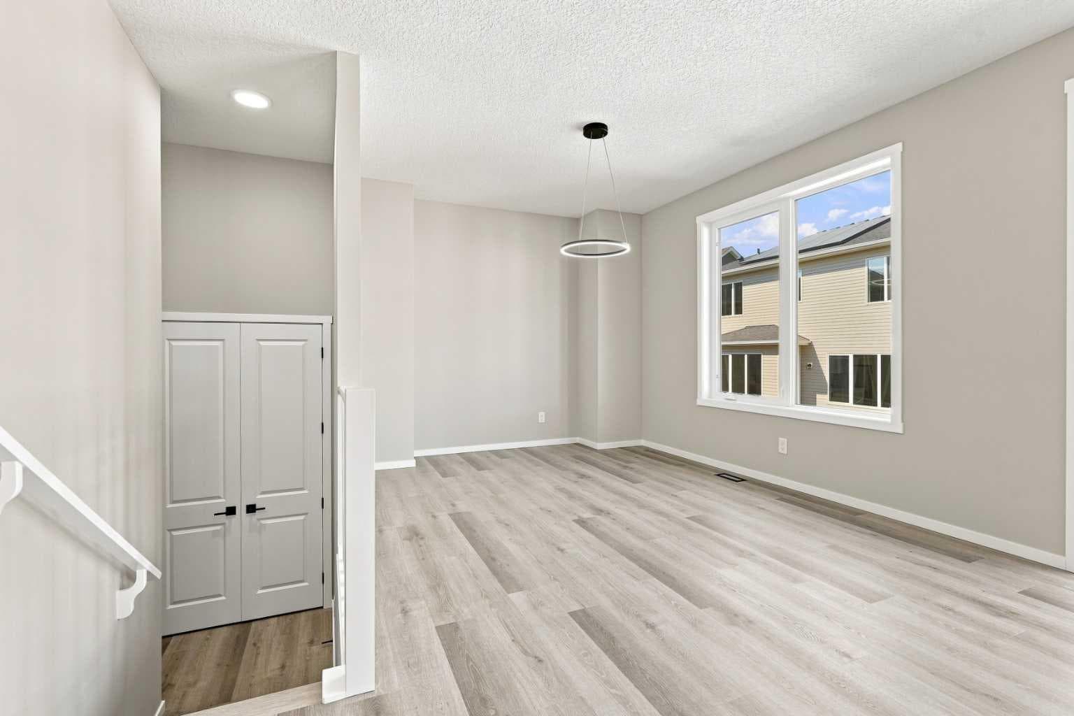 44 Carringwood Rise NW