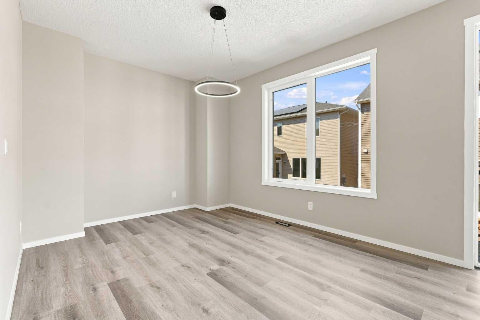 44 Carringwood Rise NW