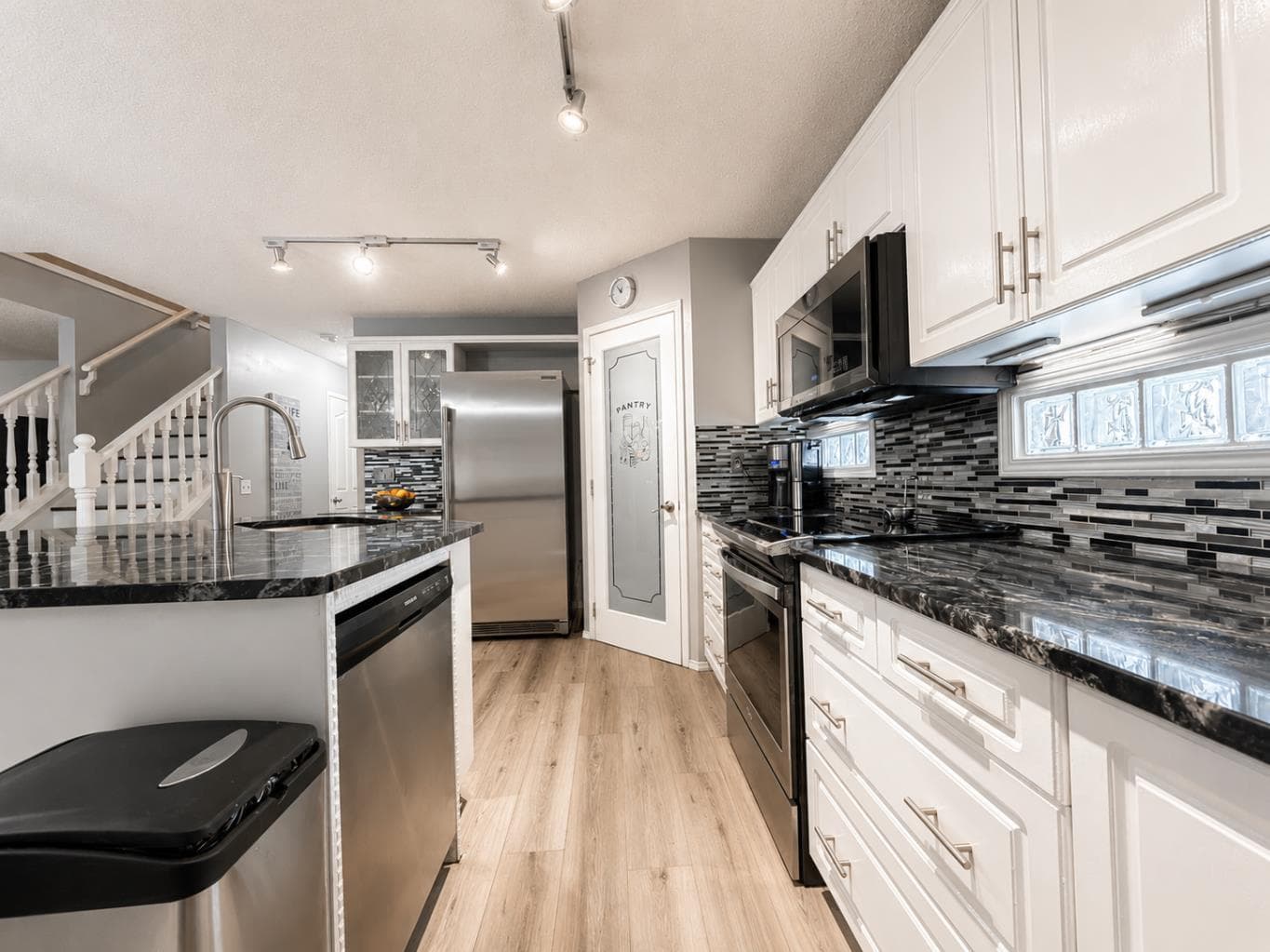 42 Inverness View SE