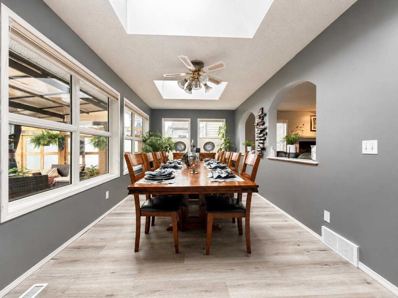 42 Inverness View SE