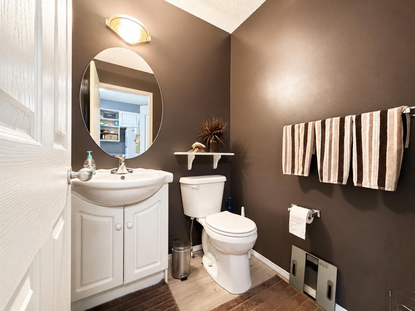 42 Inverness View SE