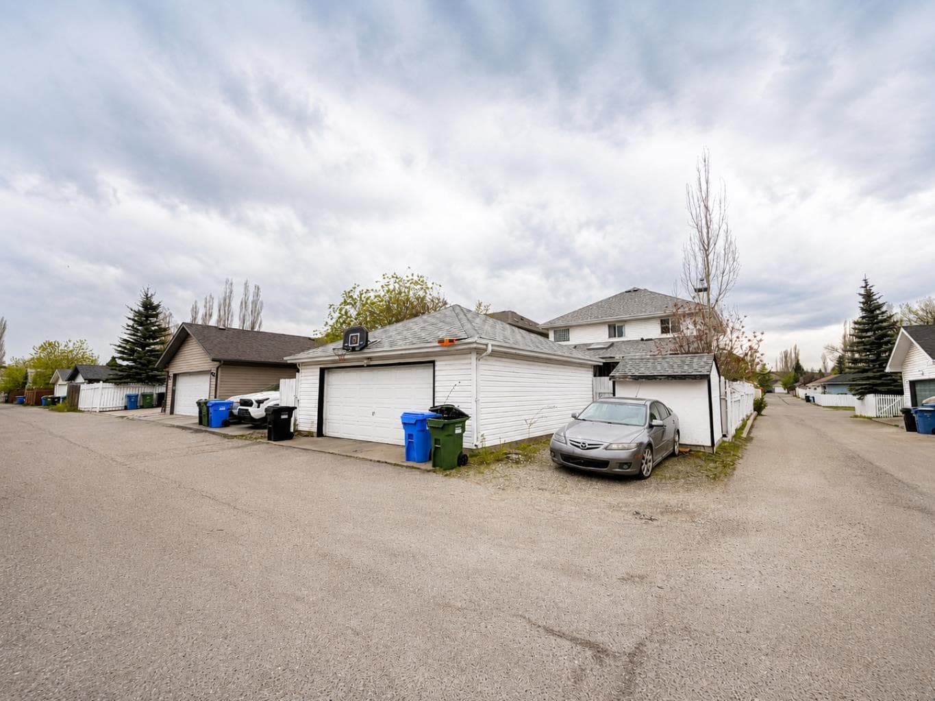 42 Inverness View SE
