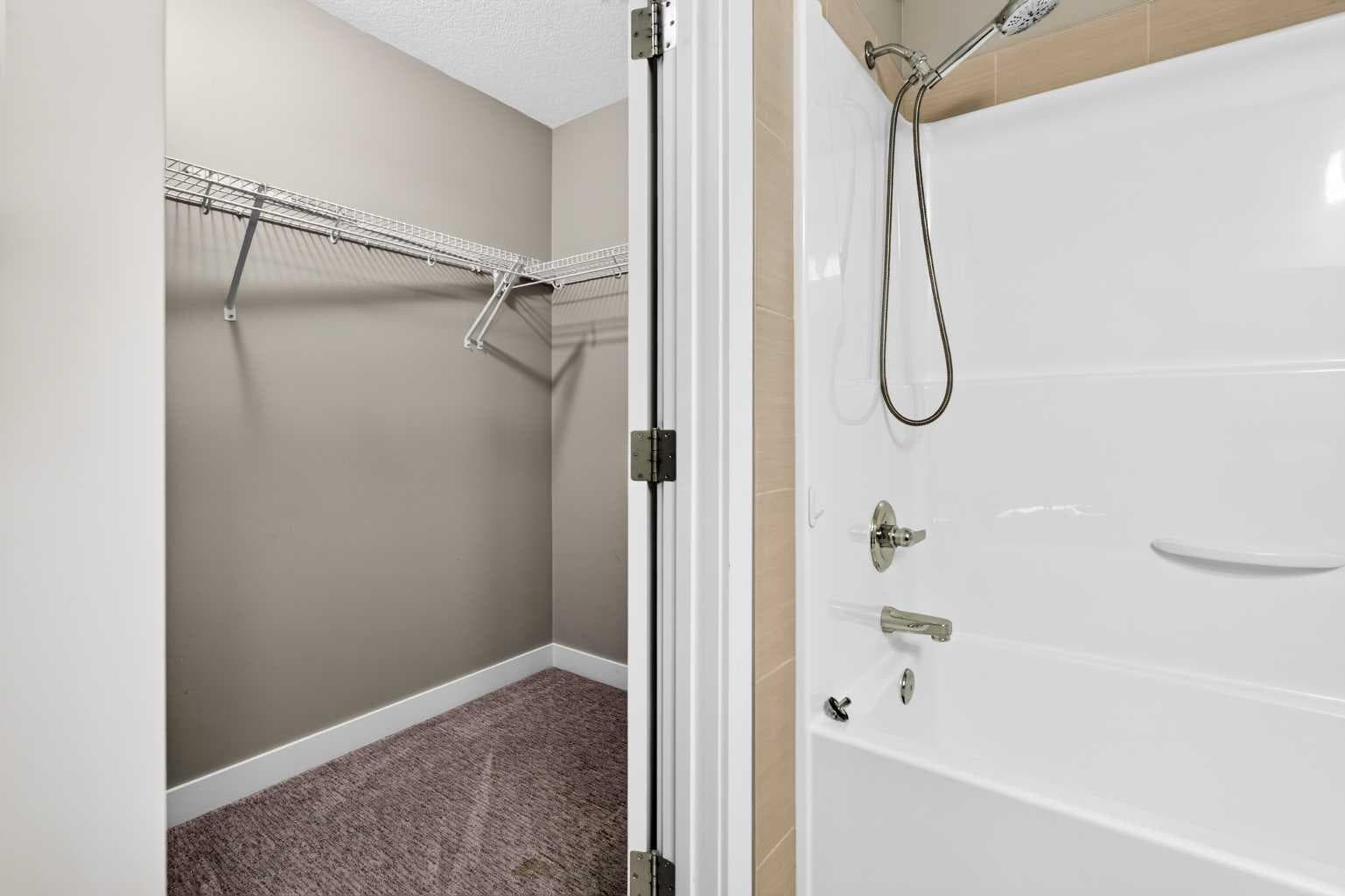235 Mckenzie Towne Link SE