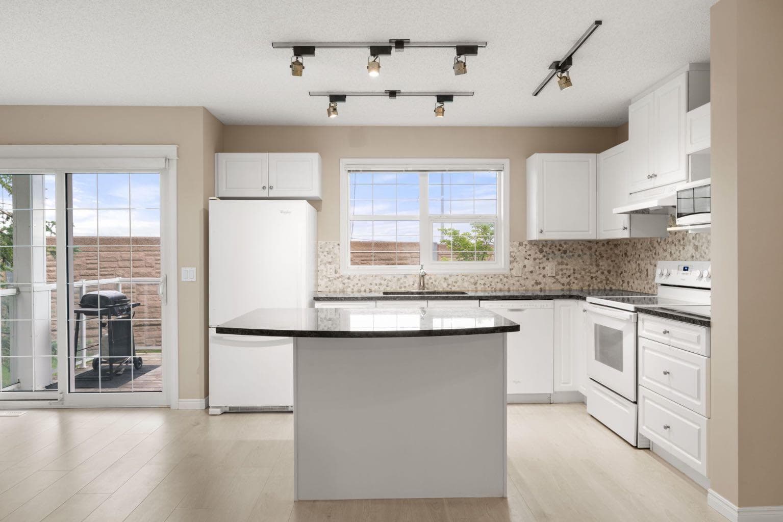 147, 7707 Martha's Haven Park NE