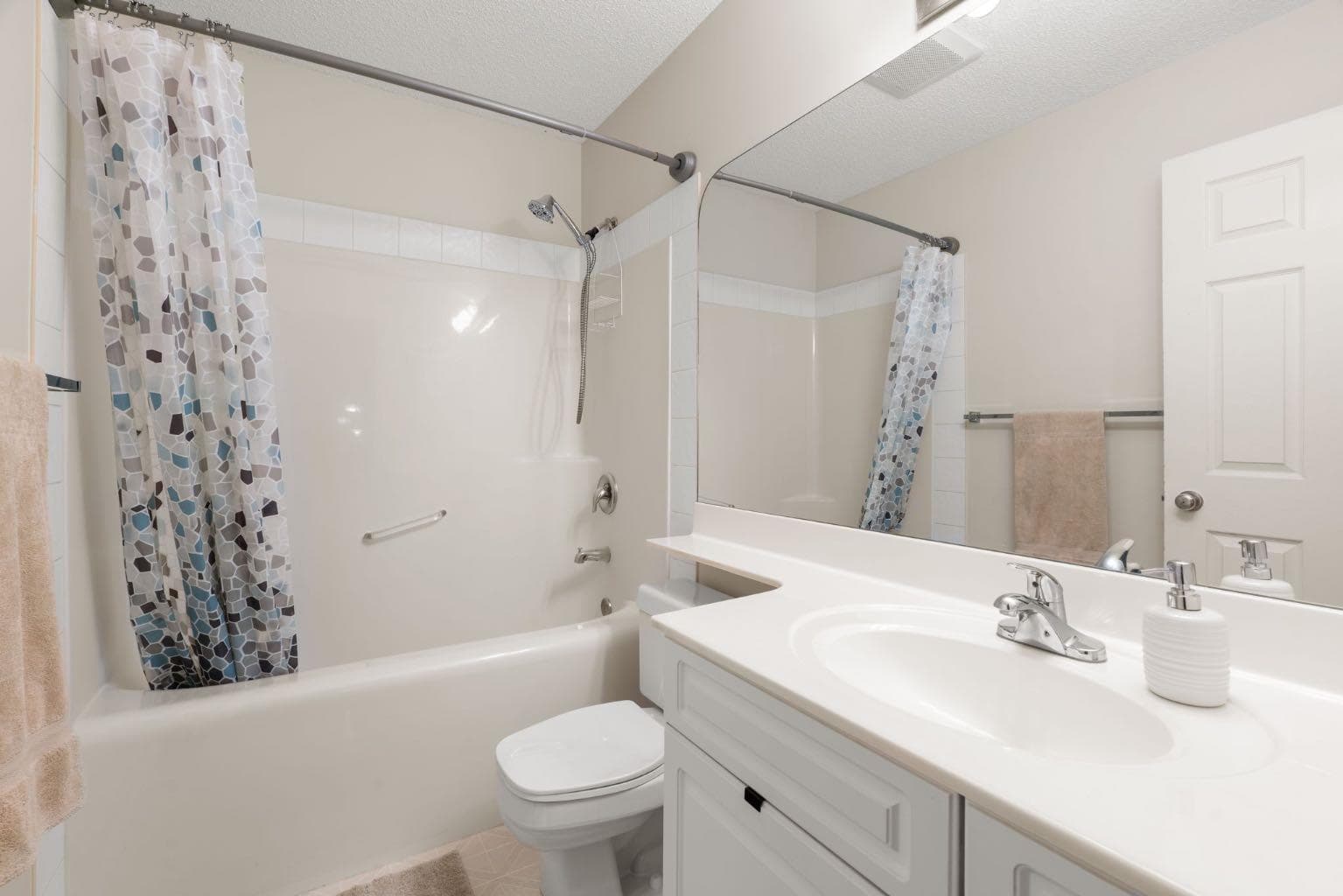 147, 7707 Martha's Haven Park NE