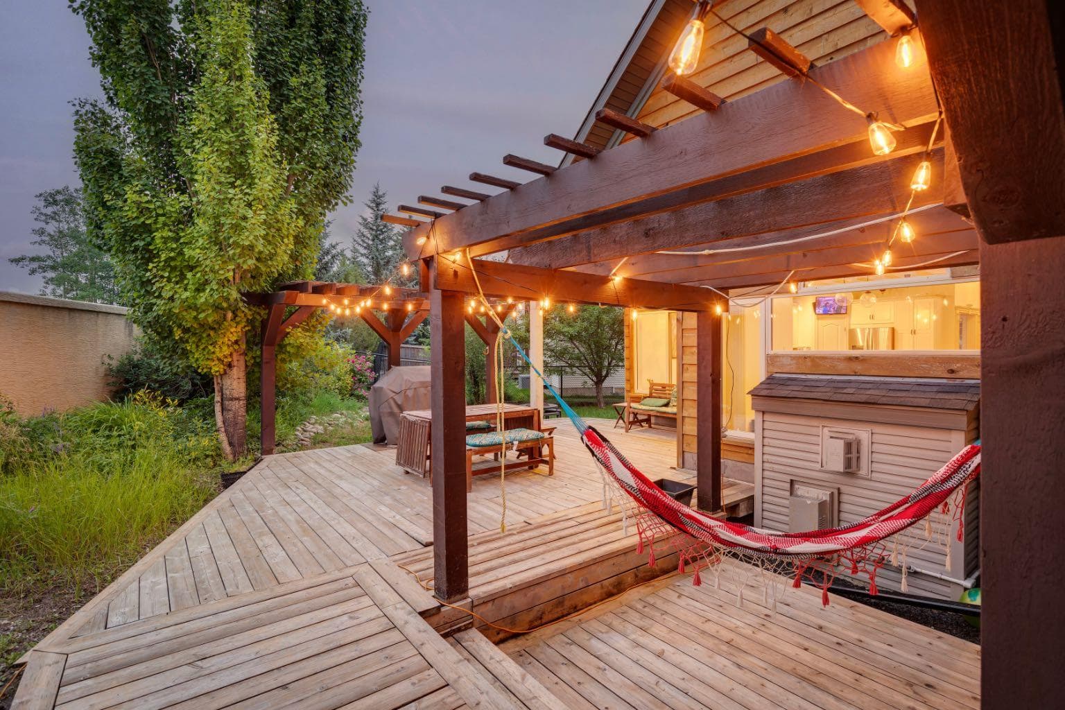 70 Discovery Ridge Court SW