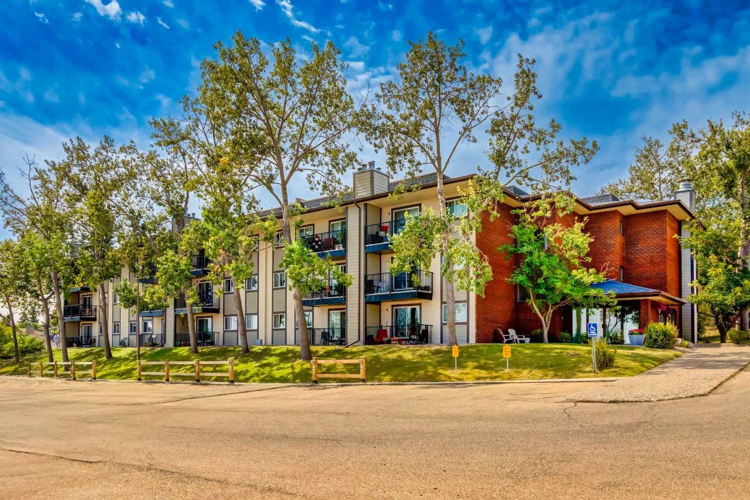 4203, 385 Patterson Hill SW