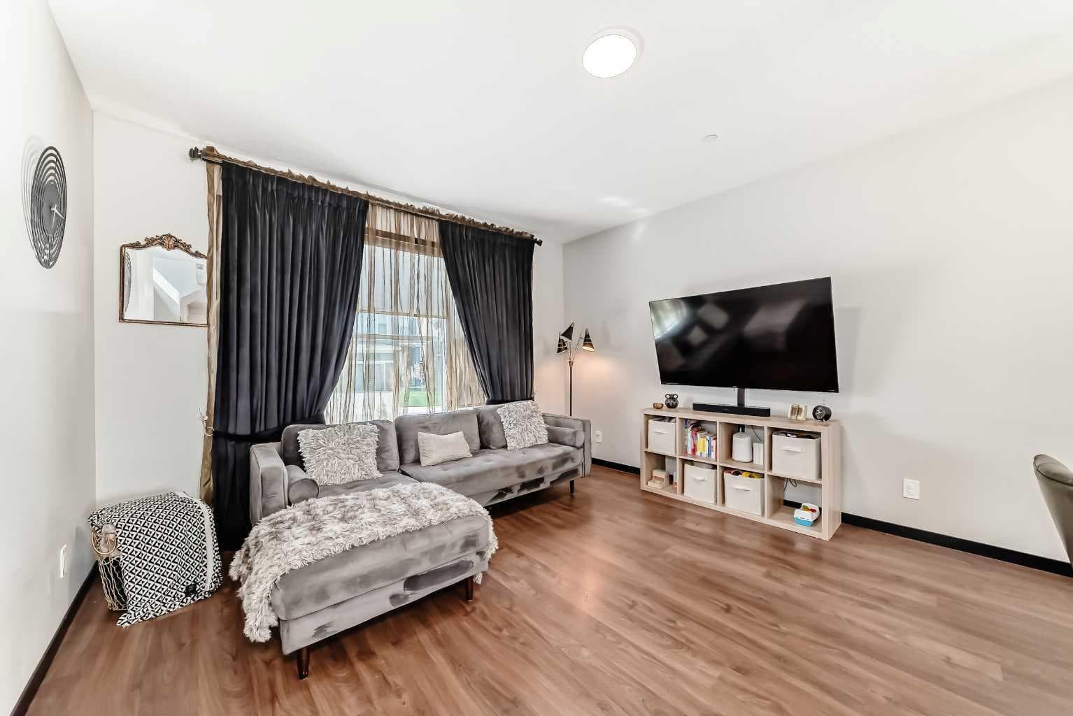 36 Howse Heights NE