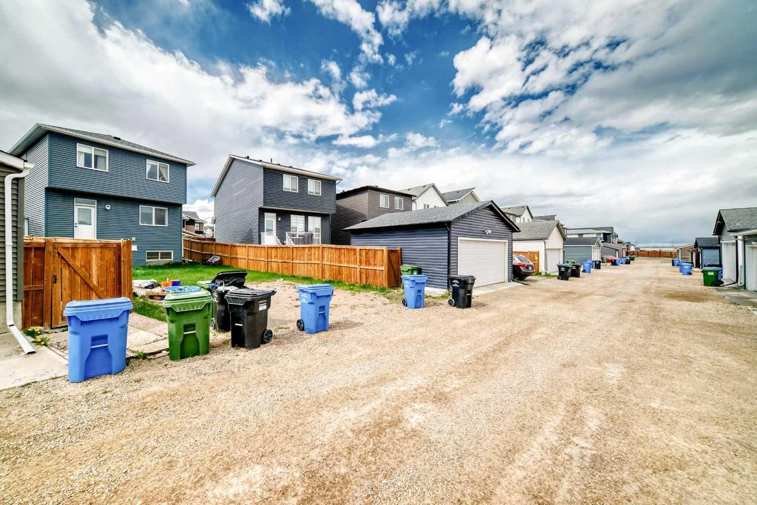 36 Howse Heights NE