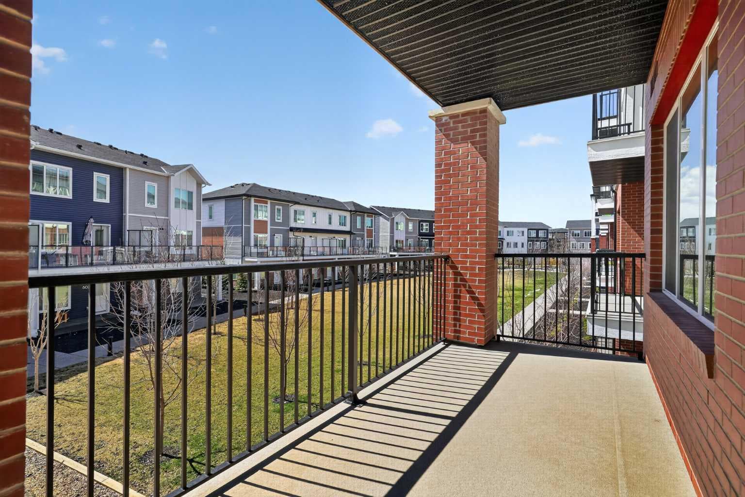 3201, 6 Merganser Drive W