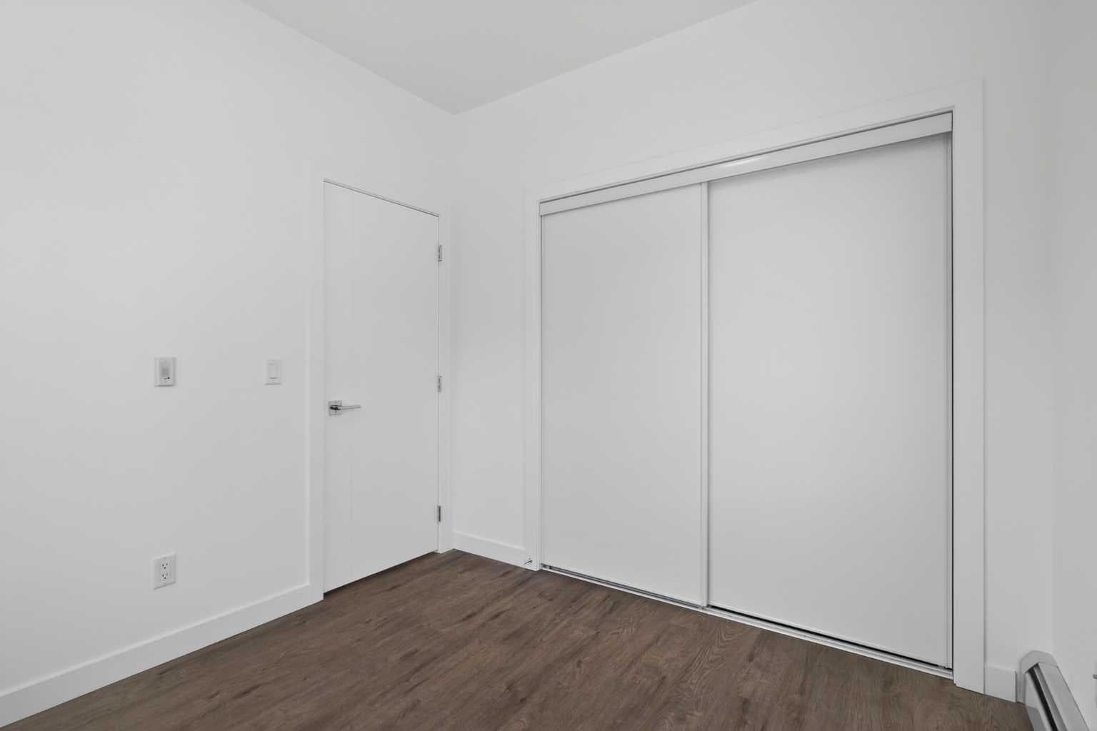 3201, 6 Merganser Drive W