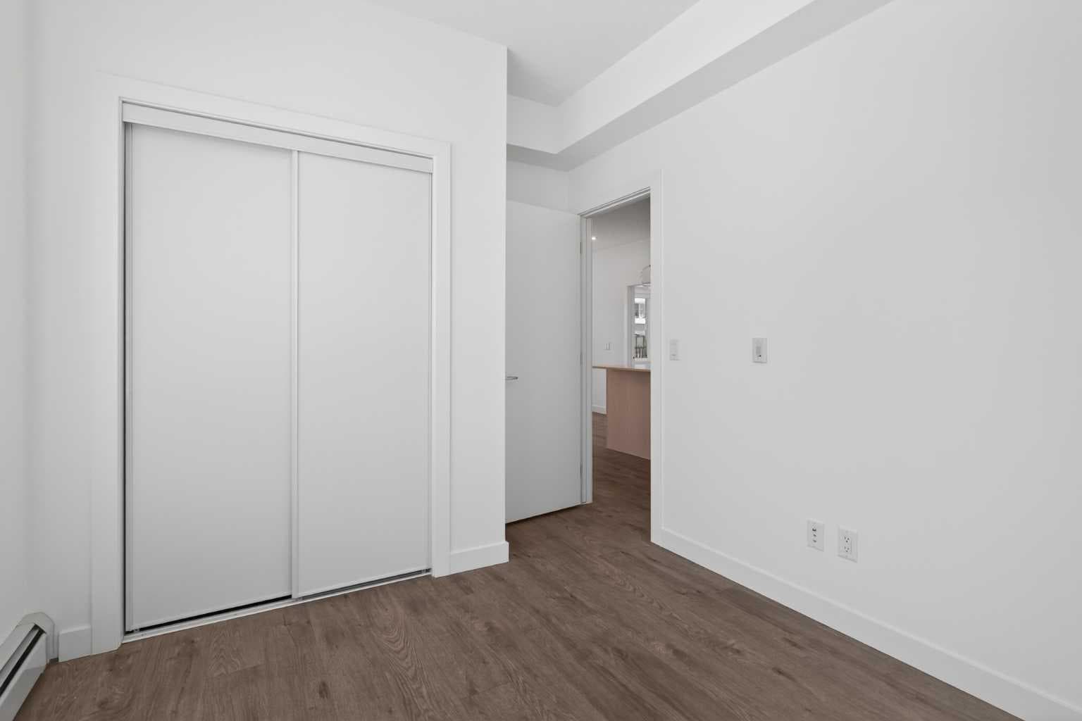 3201, 6 Merganser Drive W