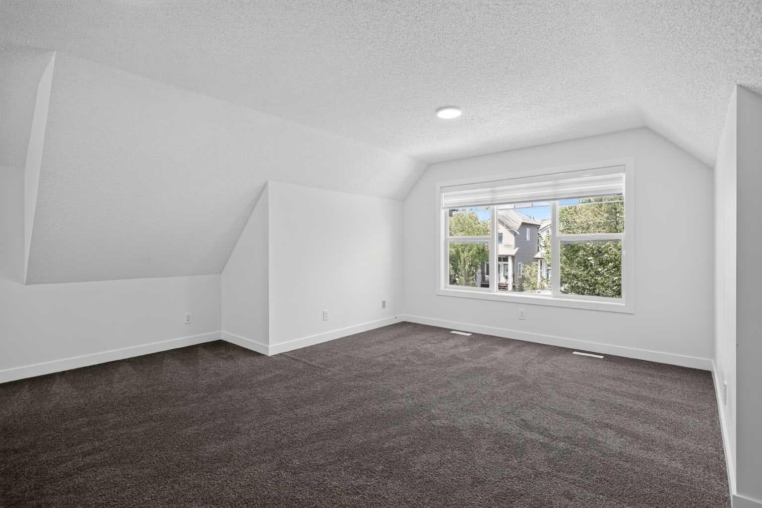 340 Copperfield Boulevard SE