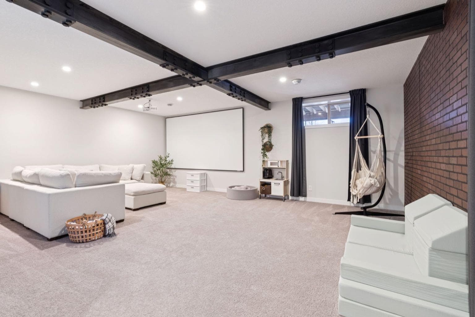 206 Riviera View 