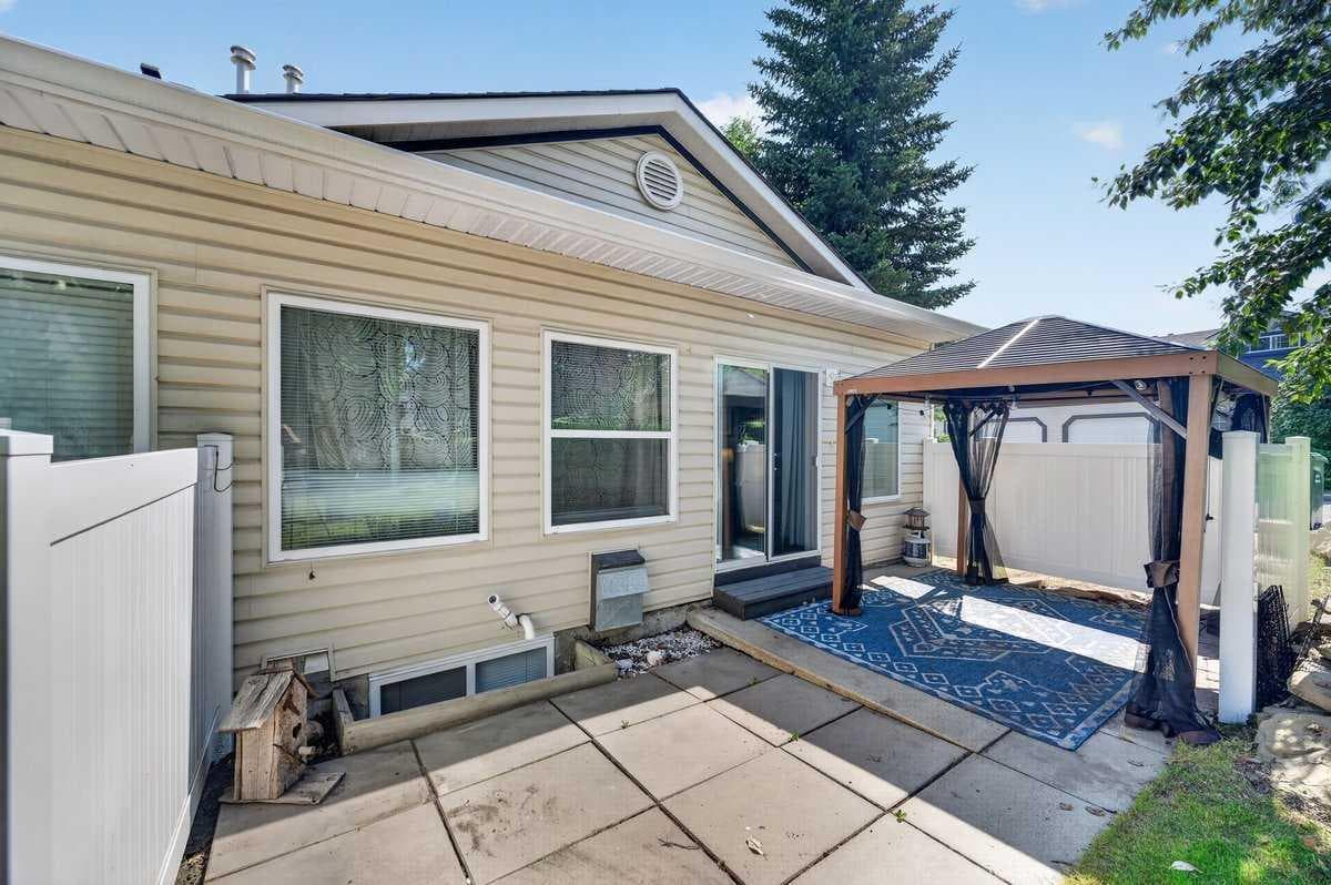 61 Somervale Point SW