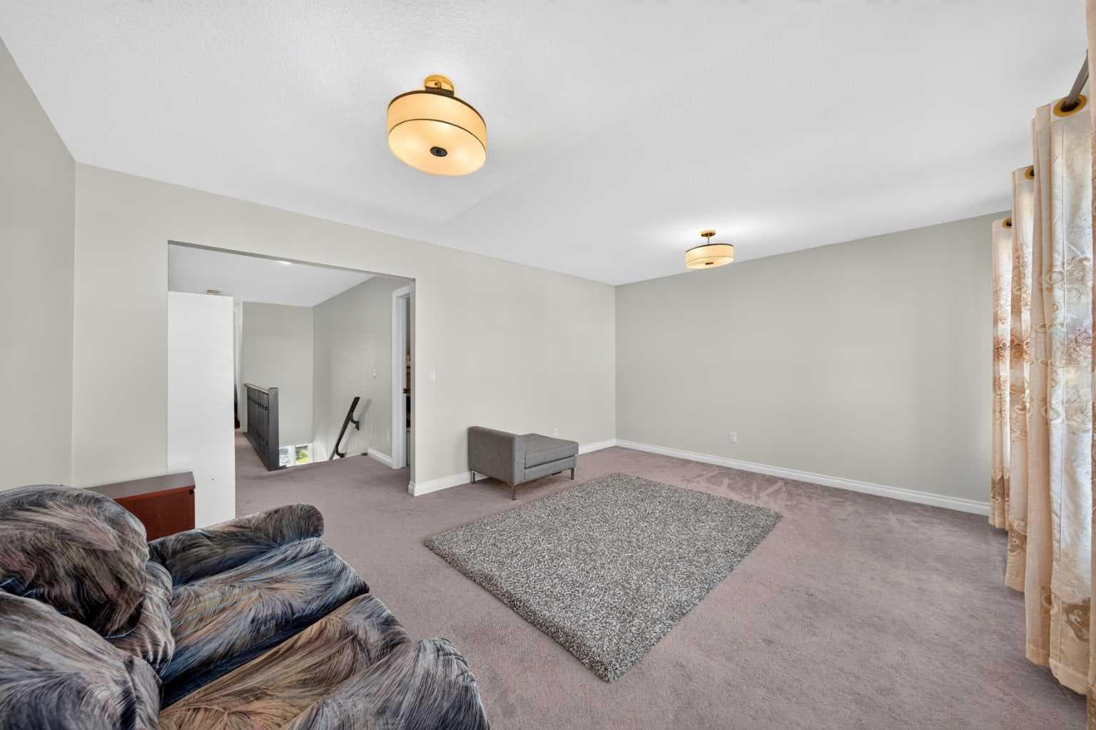 119 Baywater Rise SW