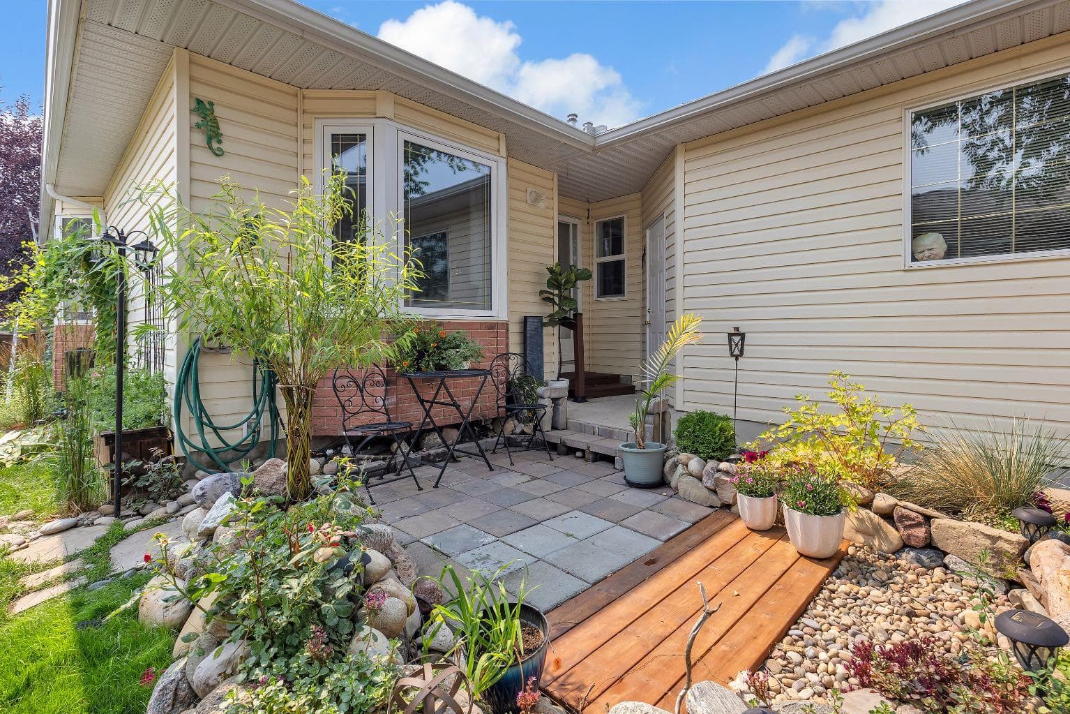 36 Dovista Court SE
