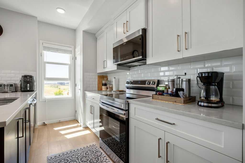 2313, 19489 Main Street SE