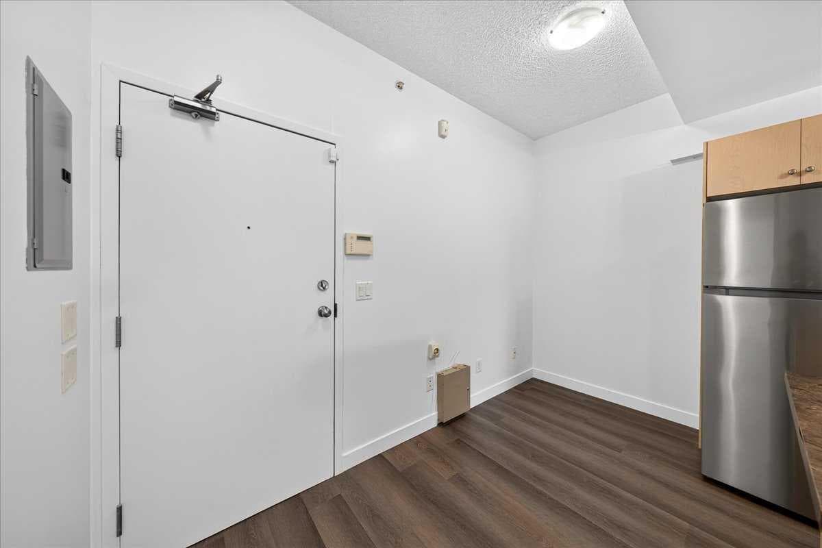 3304, 73 Erin Woods Court SE
