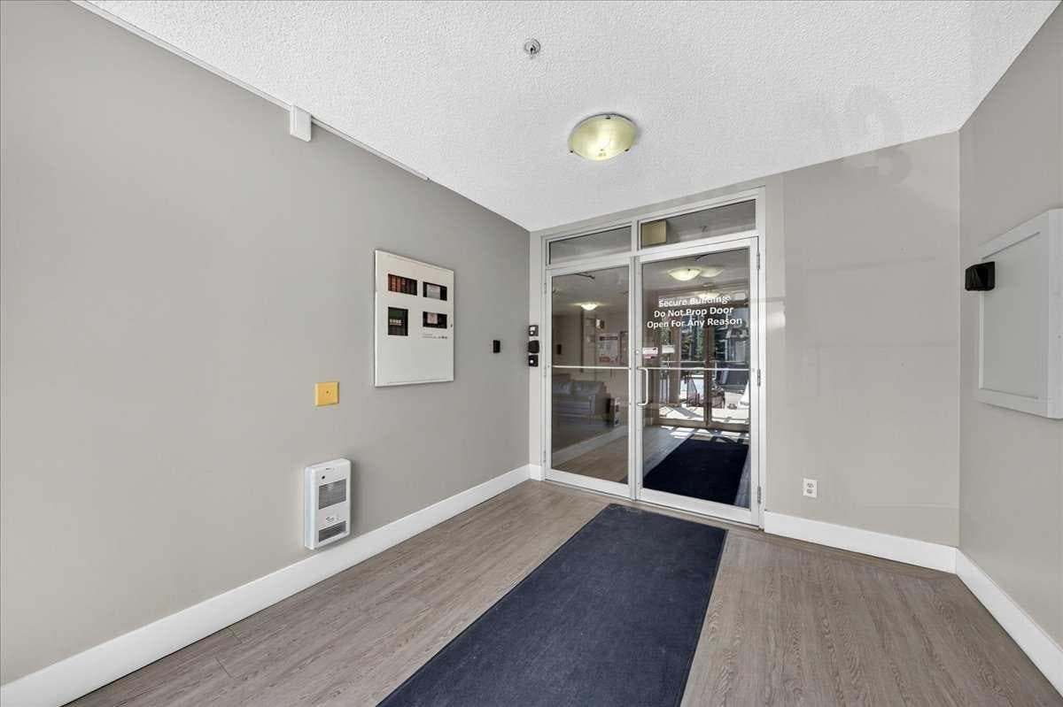 3304, 73 Erin Woods Court SE