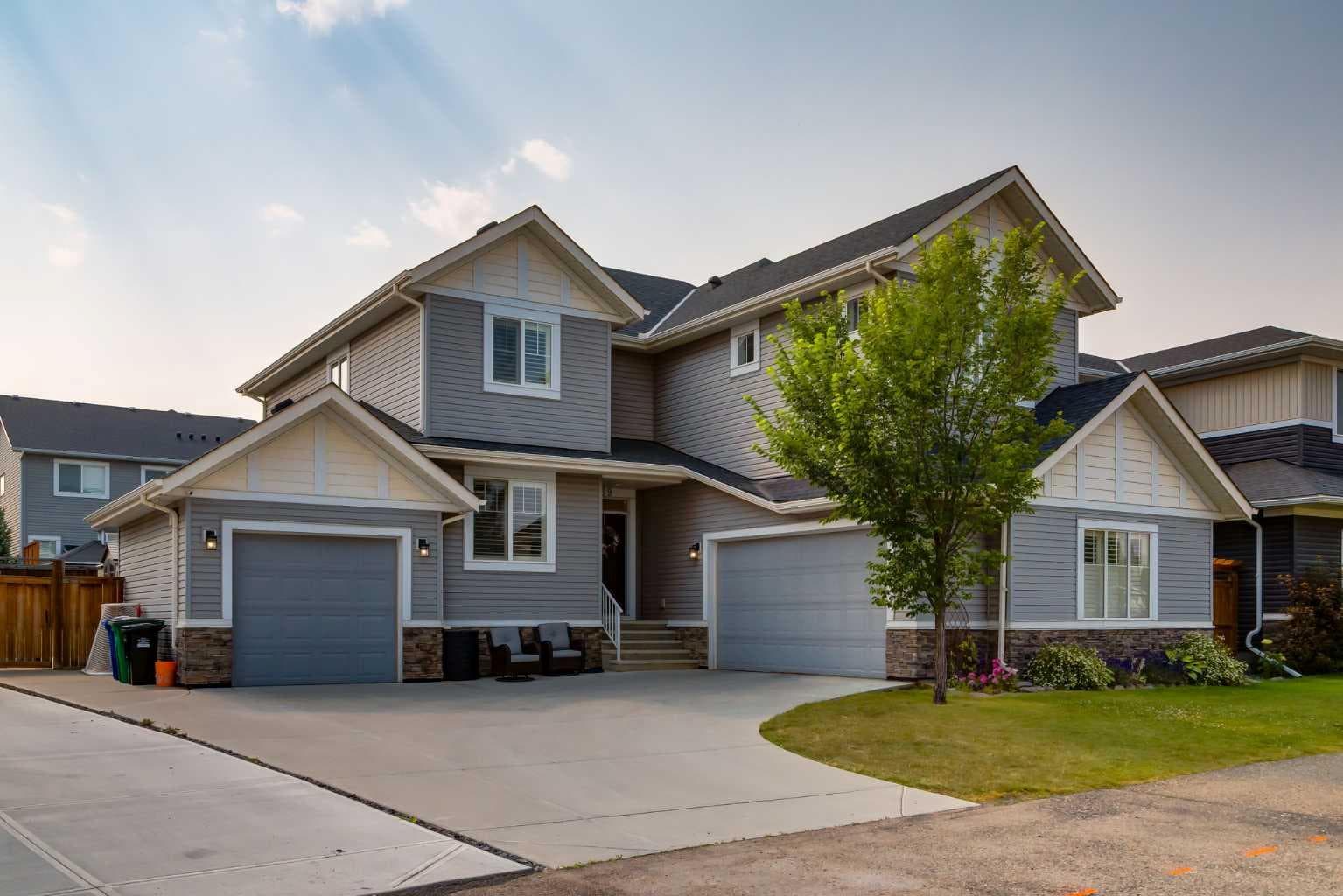 439 Canals Boulevard SW