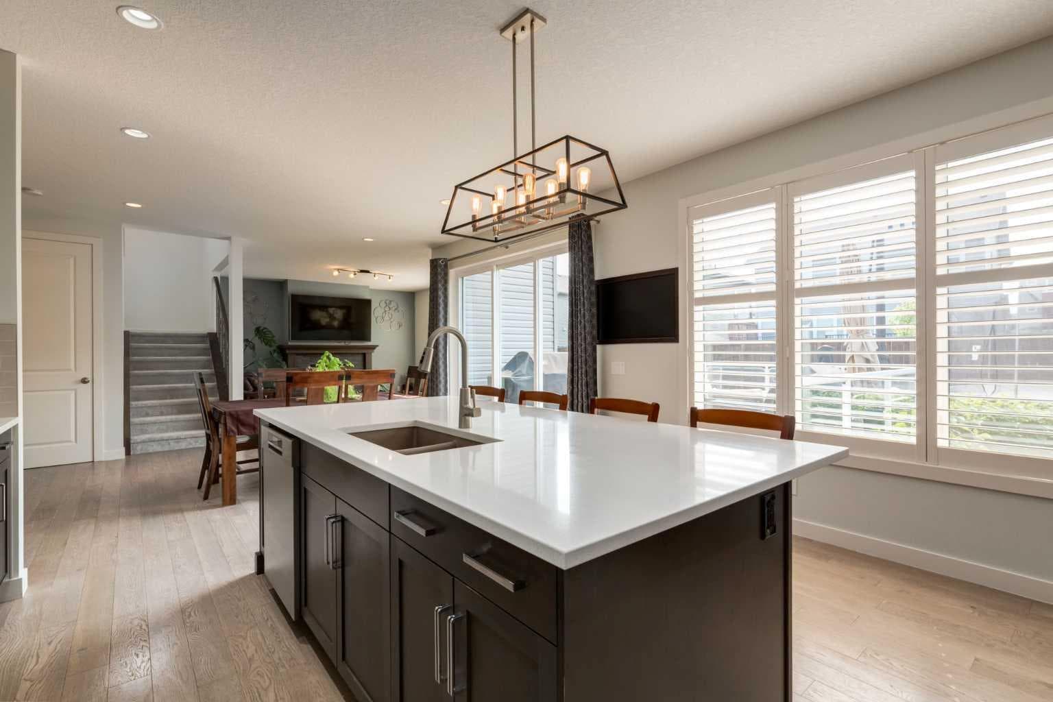 439 Canals Boulevard SW
