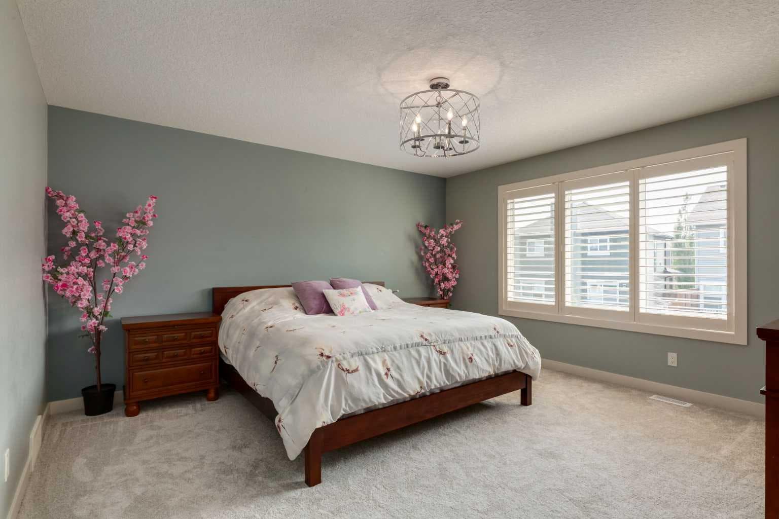439 Canals Boulevard SW