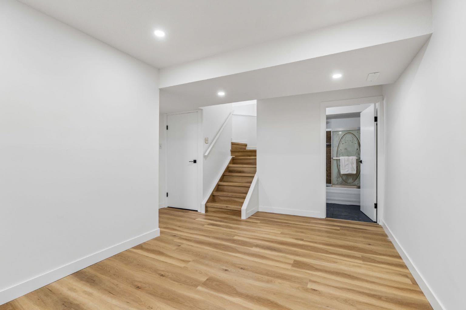 51 San Diego Place NE