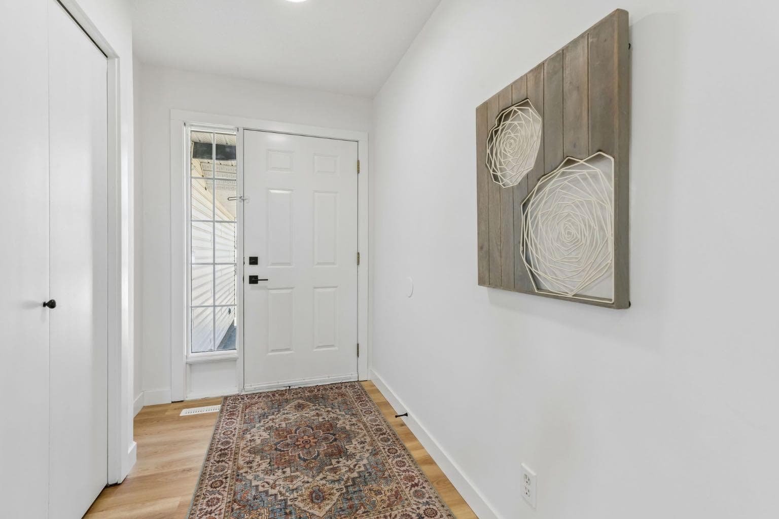 51 San Diego Place NE