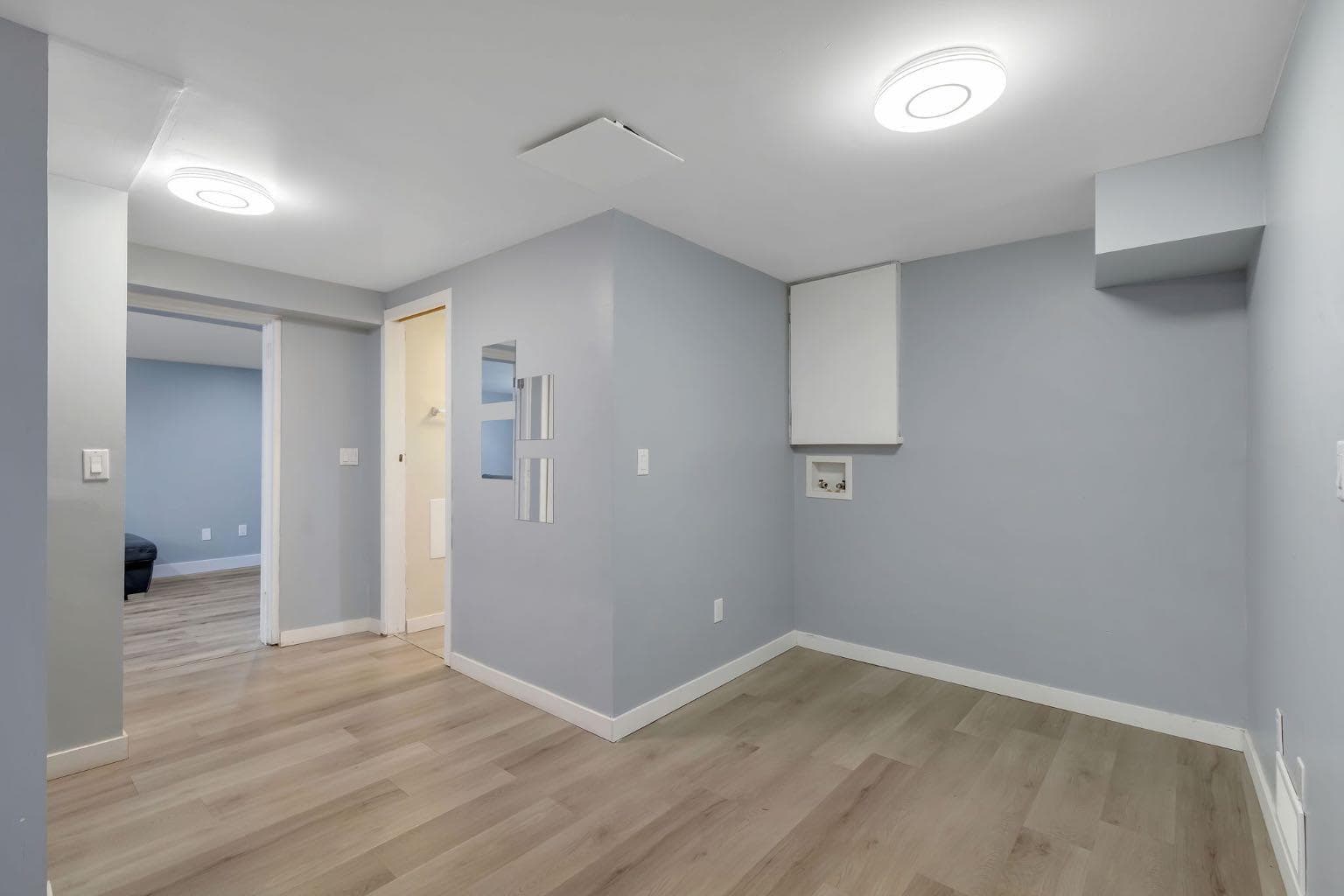 44 Strathclair Rise SW